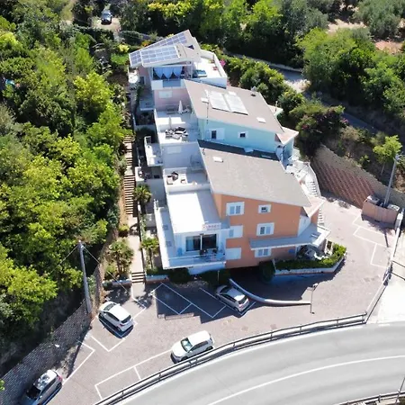 Incantevole Sulla Costa Dei Trabocchi サン・ヴィート・キエティーノ